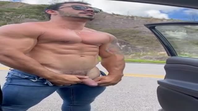 Muscle In Public - golden