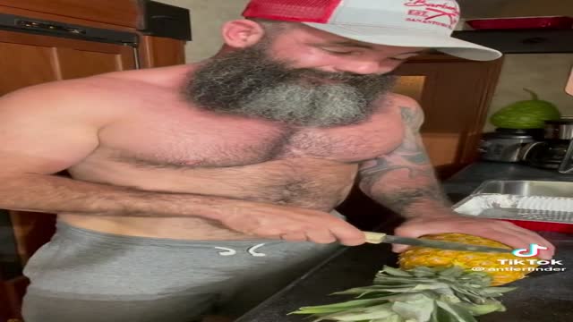 AntlerFinder- Pineapple Core Deepthroat