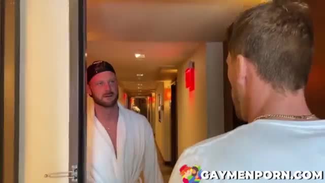 Very hot guys fuck