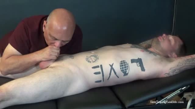 Dude sucked and jerked to completion