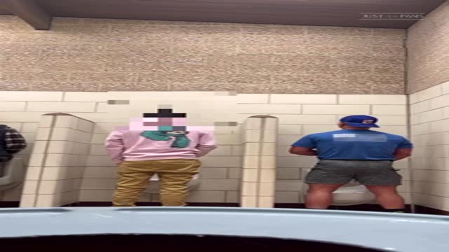 cruising muscle dude tagteamed