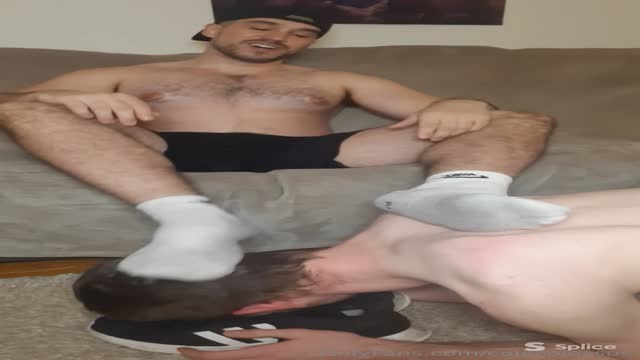 master Dom uses sub
