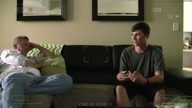 dad uses a boy