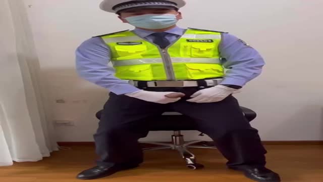 chinese cop
