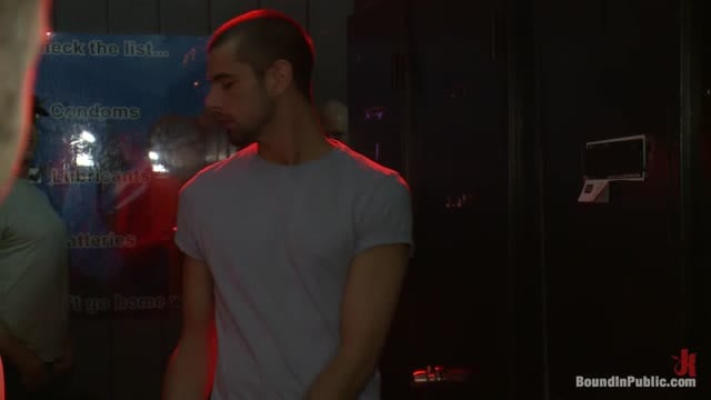 bound twink