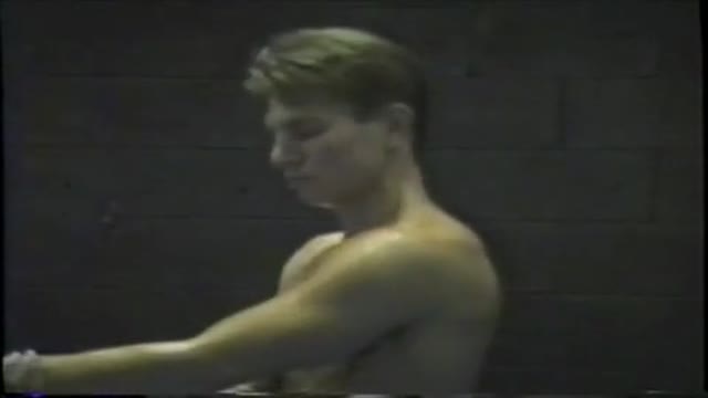 Oil wrestling