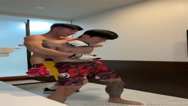 asian fight and choke