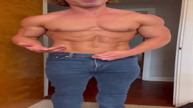 Nude fitness