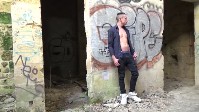 hit straight model