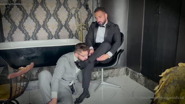 Suit men