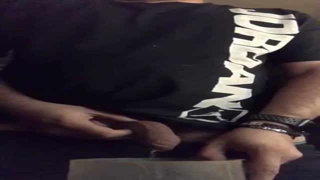 Chubby Guy Peeing