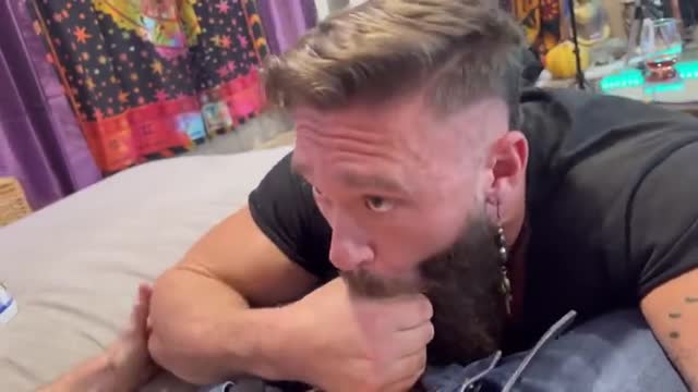 SCOTT HOLIDAY MASSAGE