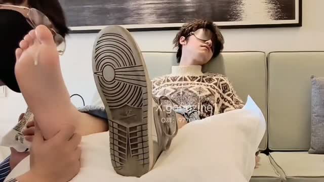 Feet Lickle