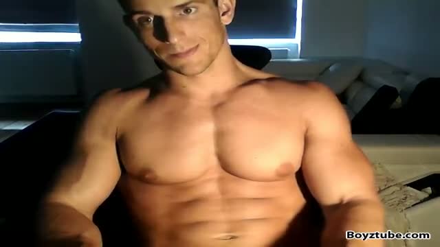 MUSCLE