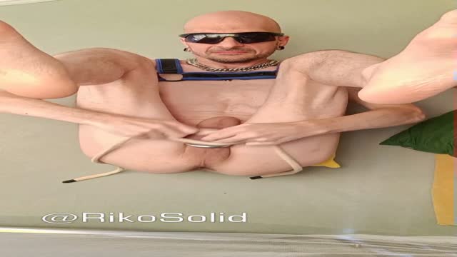 Wanking, Balls Stretching And Naked Garden Service