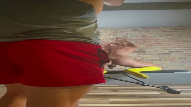 photographer helps models after shoots