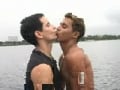 Two Twinks