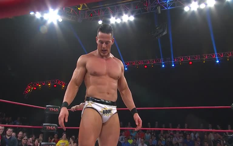Jessie Godderz bearhugs Eddie Edwards