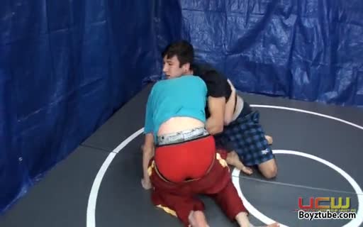 Loser gets Stripped Wrestling Aron vs Axel