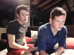 Gorgeous boyfriends fuck raw for tips [BareSexyBoys.com]