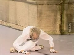 It (Interpretive Dance)
