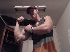 verbal muscle dom shows off