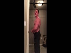 verbal Muscle hunk in red thong
