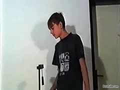 Twinks Get Bored