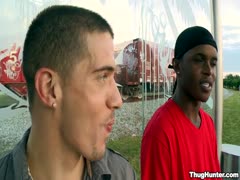 Thug-airplane nut