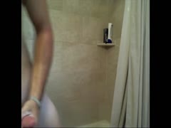 hunk jerking off in bathroom on cam