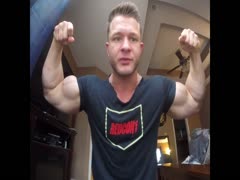 cocky muscle hunk
