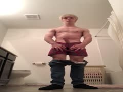 Blonde Shakes Before Cum