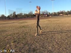 Peter Grom jerks his big cock