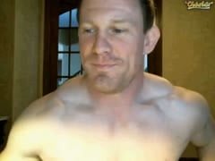 Hunky DILF on Webcam