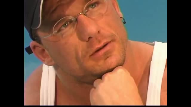 Bodybuilder Photo Shoot Jerkoff
