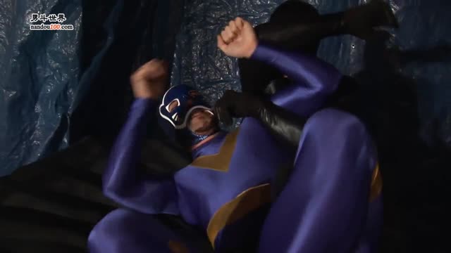 superhero fight