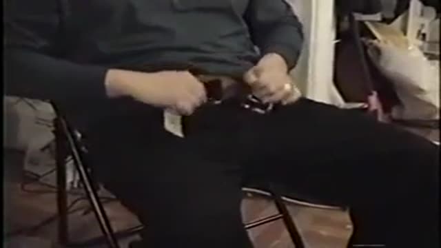 Latino jerks off (vintage)