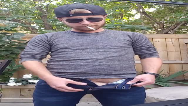 A Quick Wank Outdoors.