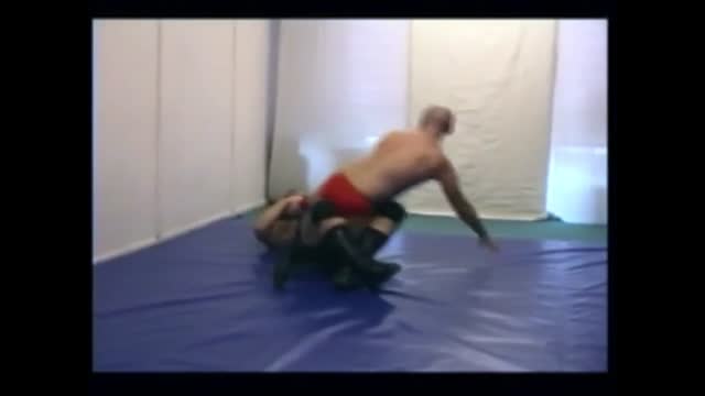 Wrestling Cyclone vs Dare