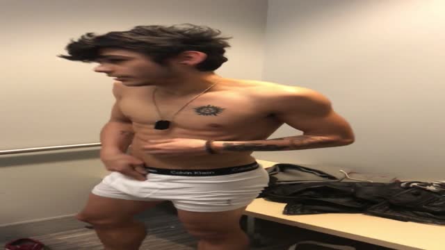 Alex Jerking In Fitting Room