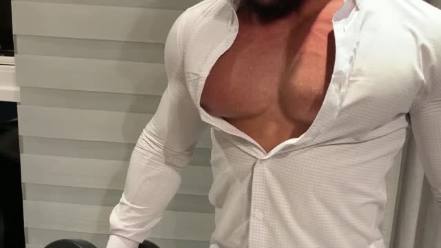 Bodybuilder Shirt Rip