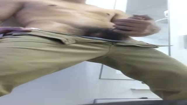 shooting cum straight guy