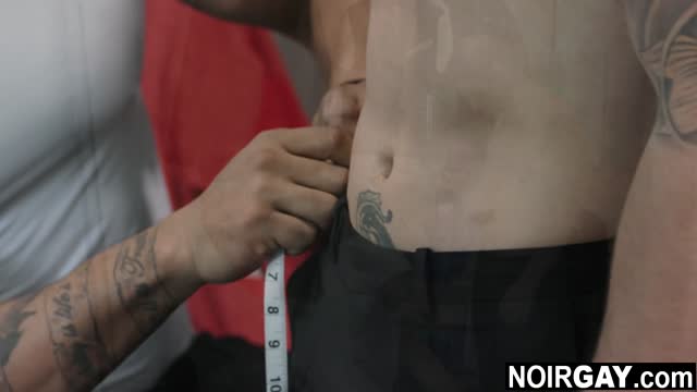 Tailor fucks client