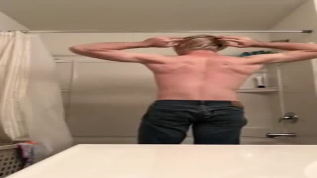 BLONDE CUMS ON BATHROOM COUNTER