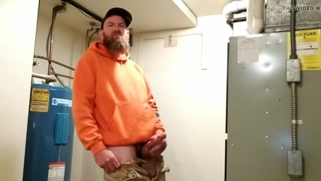 Bear  tastes own Cum after wank at work