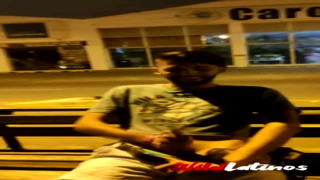 Man Jerks Off on a Public Street