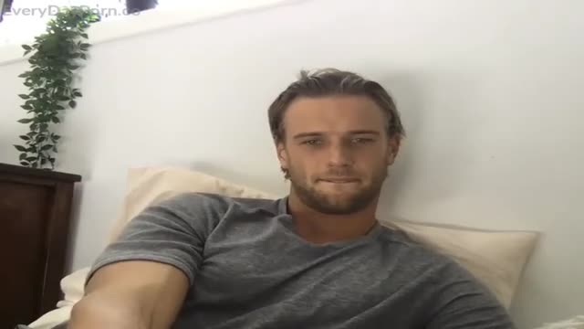 Aussie Hunk 
