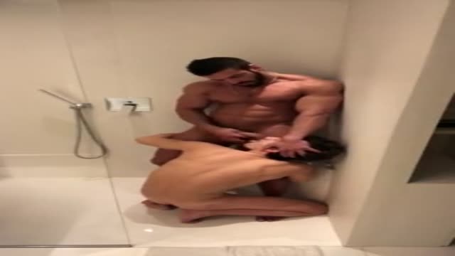 suck and fuck in the shower