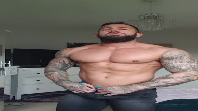 Mr. Muscle dirty talk