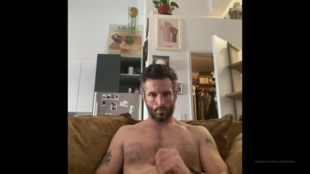Mike jerks off